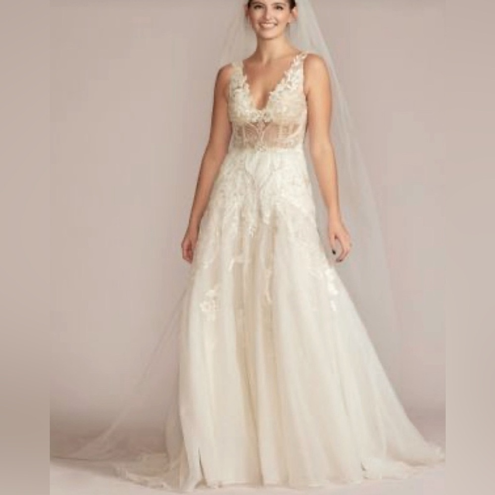 Glitzy, sparkly, dropped waist, illusion back wedding gown size 8 - Picture 4 of 13